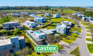 Moderna casa en venta en Terravista, General Rodriguez