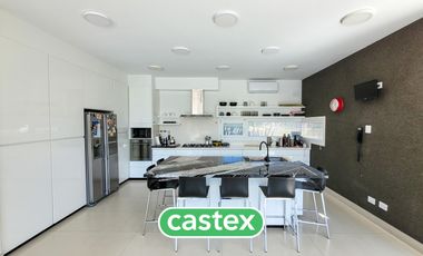 Moderna casa en venta en Terravista, General Rodriguez