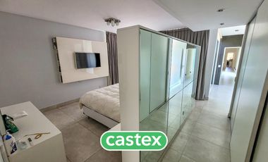 Moderna casa en venta en Terravista, General Rodriguez