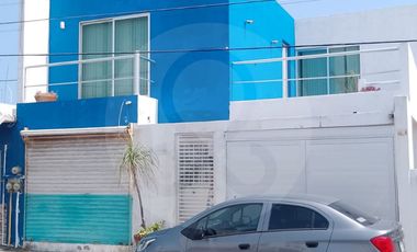 Casa en venta en Unidad habitacional Floresta 80