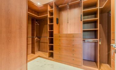 Casa en venta - 6 Dormitorios 4 Baños - Cochera - 1.978Mts2 - Canning