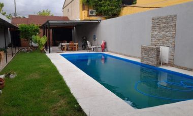 Casa en venta - 3 Dormitorios 3 Baños - Cochera - 600Mts2 - Wilde