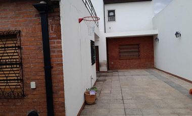 Casa en venta - 3 Dormitorios 3 Baños - Cochera - 600Mts2 - Wilde