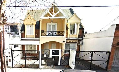 Duplex tipo casa con cochera