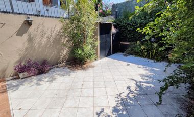 Duplex tipo casa con cochera