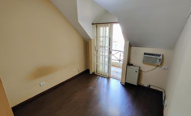 Duplex tipo casa con cochera