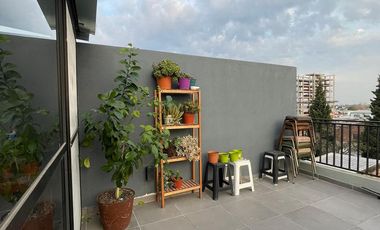 Departamento en  venta de 3 ambientes con terraza privada con parrilla - Wilde