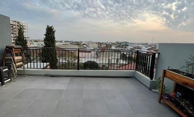 Departamento en  venta de 3 ambientes con terraza privada con parrilla - Wilde