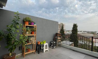 Departamento en  venta de 3 ambientes con terraza privada con parrilla - Wilde