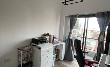 Departamento en  venta de 3 ambientes con terraza privada con parrilla - Wilde