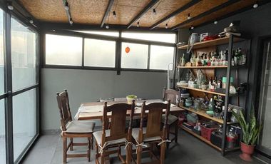 Departamento en  venta de 3 ambientes con terraza privada con parrilla - Wilde