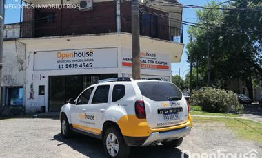 VENTA LOCAL COMERCIAL CON GALPON SOBRE RUTA 8 CENTRO DE PILAR.