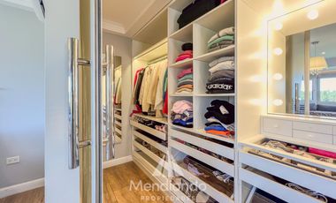 Casa 5 amb con piscina y cochera triple en Barrio Privado Tierras del Mar