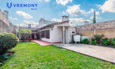 Venta Casa 4 Ambientes. Lote Propio. Morón, Buenos Aires