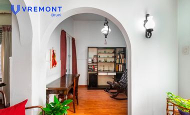 Venta Casa 4 Ambientes. Lote Propio. Morón, Buenos Aires