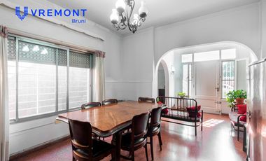 Venta Casa 4 Ambientes. Lote Propio. Morón, Buenos Aires