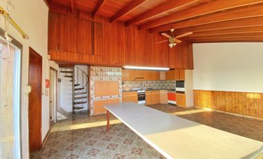 CASA 194 M2 QUILMES