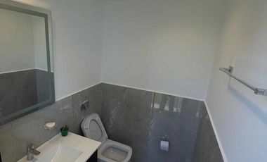 Casa en venta - 4 Dormitorios 4 Baños - 900Mts2 - Terralagos, Canning