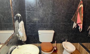 Casa en venta de una planta en Florida, próxima a Panamericana, con jardín