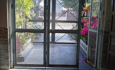 Un vistoso y confortable TRIPLEX en Mar de Ajo,Permuta por casa!!