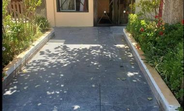 Un vistoso y confortable TRIPLEX en Mar de Ajo,Permuta por casa!!
