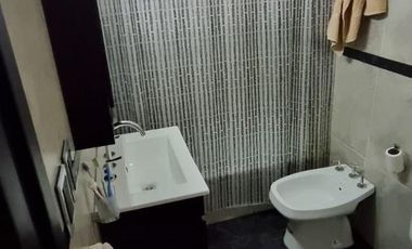 PH en venta - 3 Dormitorios 1 Baño - 170mts2 - Villa Pueyrredón