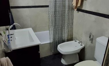 PH en venta - 3 Dormitorios 1 Baño - 170mts2 - Villa Pueyrredón