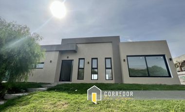 CASA, VENTA, SAN SEBASTIAN, AREA 1, LOTE AL 100, 4 AMBIENTES