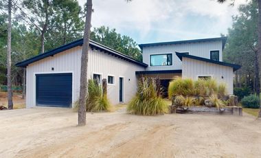 Casa en Alquiler - Barrio Marítimo IV Lote 36 de Costa Esmeralda - cercanía al Parador Amarras
