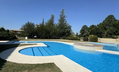 Casa en  La Carolina Golf & Country