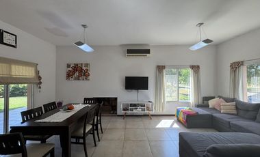 Casa en  La Carolina Golf & Country
