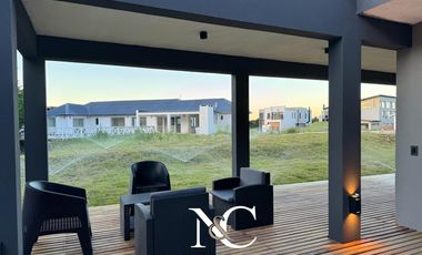 Casa en venta en Costa Esmeralda
