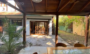 CASA EN VENTA Y  ALQUILER EN C.C. LOS HORNEROS - MAROTO PROPIEDADES