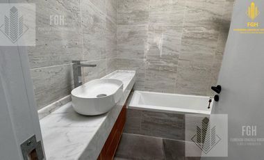Casa Laguna en venta 6 amb con pileta en Naudir Escobar