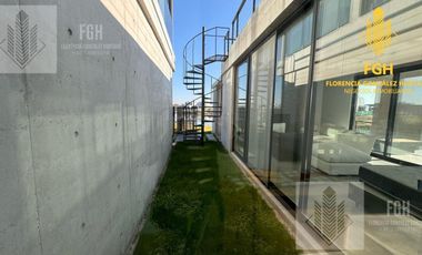 Casa Laguna en venta 6 amb con pileta en Naudir Escobar