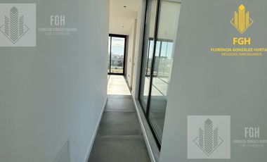 Casa Laguna en venta 6 amb con pileta en Naudir Escobar