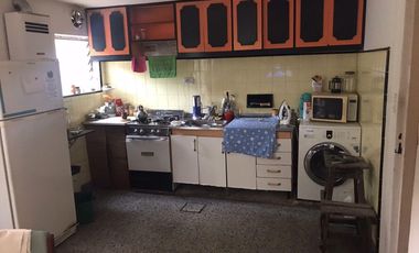 Casa con GALPON