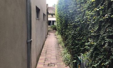 Casa con GALPON