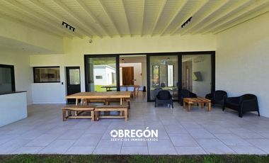 Casa en Venta - Pinamar - Costa Argentina