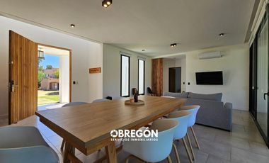 Casa en Venta - Pinamar - Costa Argentina