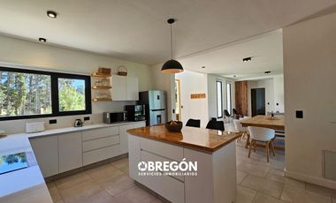 Casa en Venta - Pinamar - Costa Argentina