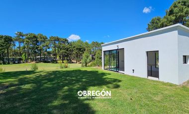 Casa en Venta - Pinamar - Costa Argentina