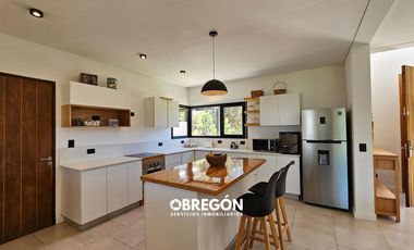 Casa en Venta - Pinamar - Costa Argentina