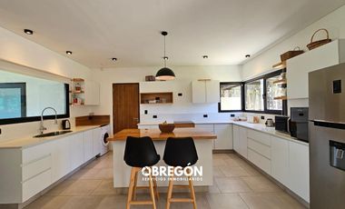 Casa en Venta - Pinamar - Costa Argentina