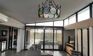 Casa en venta - 2 Dormitorios 2 Baños - 2.100Mts2 - Berisso