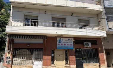 Casa en Venta -   2 locales  - Venta en Blok -  Ramos Mejia Sur