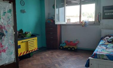 Casa en Venta -   2 locales  - Venta en Blok -  Ramos Mejia Sur