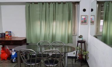 Casa en Venta -   2 locales  - Venta en Blok -  Ramos Mejia Sur