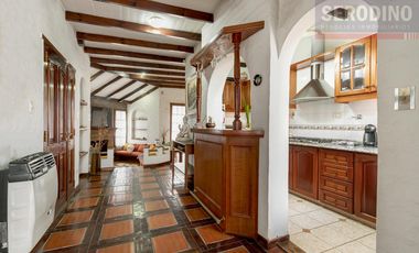 Importante casa estilo campo