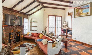 Importante casa estilo campo